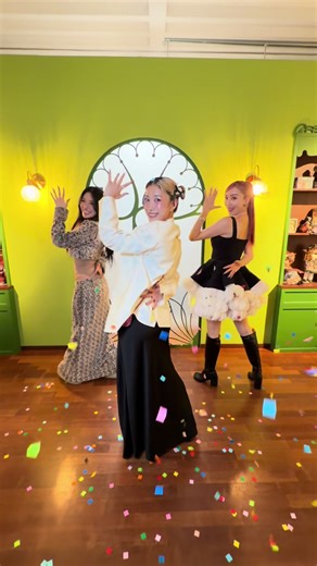 MISAMO Confetti Celebrations with TWICE in Japan