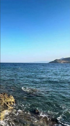Gentle Sea Waves 🌊 Relaxing Sea Sounds for Sleep | No Music 4K #shortsvideo2023