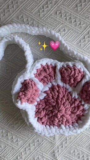 Crochet Cat Paw Bag Tutorial - Handmade Crochet Pattern