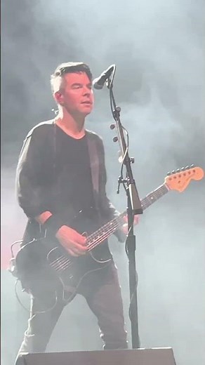 THEY SAY FREAK! ‪@CheVelle‬ "The Red" live 2026 #livemetal #concert