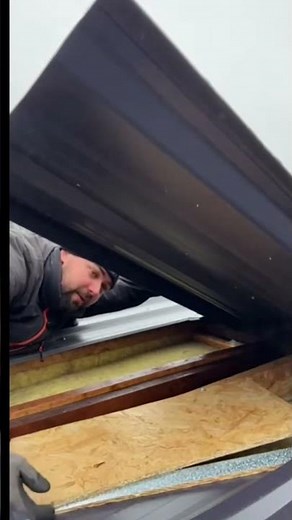 How to Make Your Metal Roof SILENT! 🤫🏠#RoofingSecrets #Soundproofing #QuietHome #MetalRoof