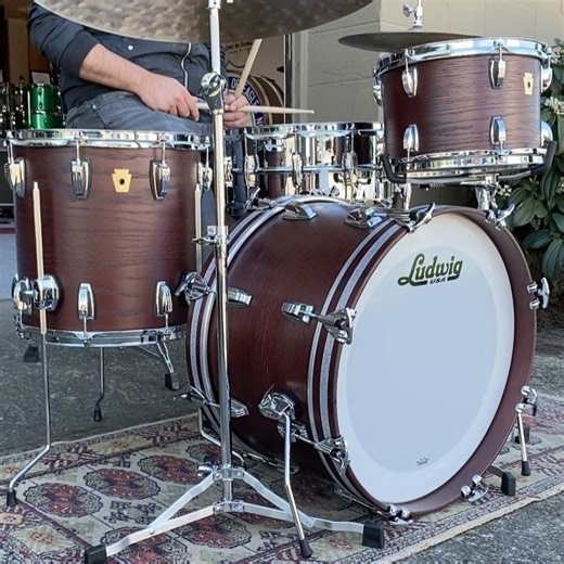 First video demo of the Ludwig Drums "Portlander" 5 ply Oak/Maple 8x12, 14x14, 12x20 outfit, highlighting tom tone at a medium tuning. This beautiful outfit is available for pre-order at revivaldrumshop.com or via DM. | Revival Drum Shop