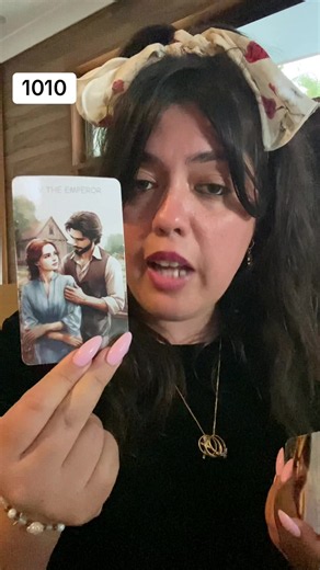 8 of Cups Tarot Meaning: Healing, Moving On & New Opportunities