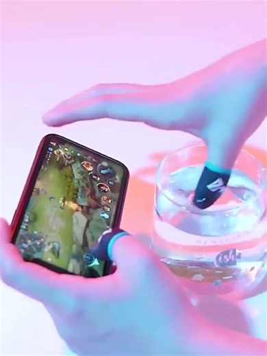 New Mobile Game Touch Screen Finger Sleeve Breathable Gaming Fingertips for PUBG Mobile Game Thumb