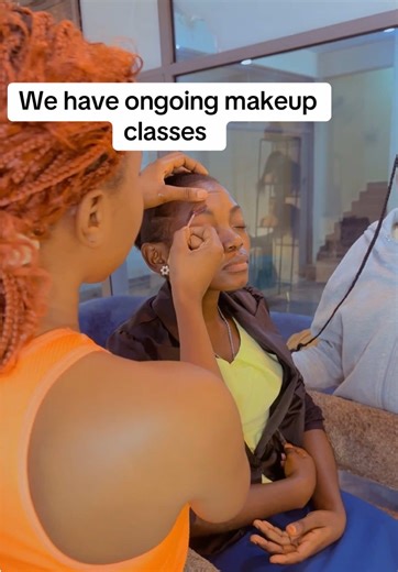 Enhance Makeup Skills with Makeup Classes