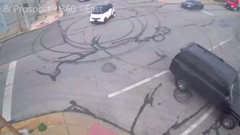 Cars doing Donuts: Kansas City Police Warn Drivers Against Illegal Street Racing