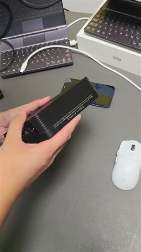 A palm-sized mini PC with Most power Intel Mobile CPU #minilaptop #gpdlaptop #minipc