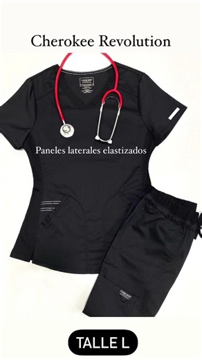 Black 🖤 #uniformesmedicos @Cherokee Uniforms