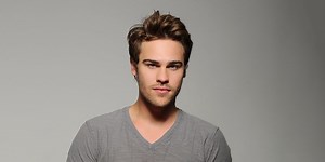 Grey Damon's Biography - Net Worth, Family, Girlfriend or Gay?