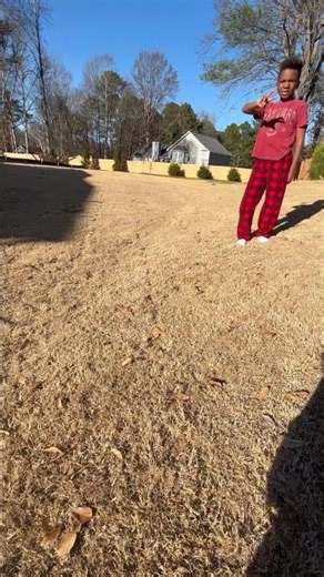 I did my best#backflip #roblox #helpmemakethismakesense #robloxfunny #funny