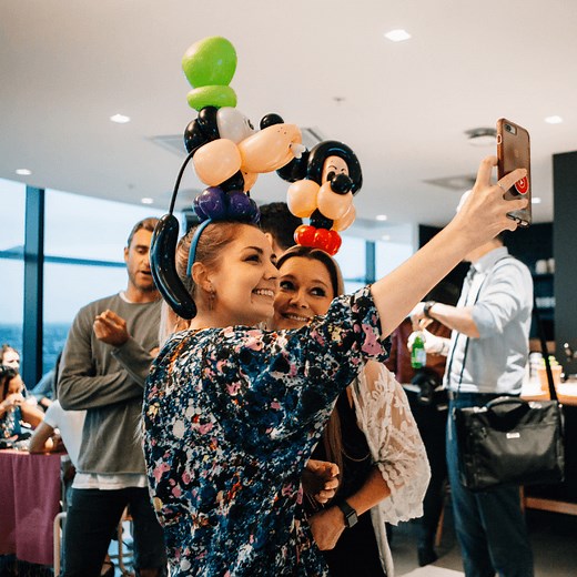 Balloon Twisting Hire | Quality Balloon Twisting Entertainment | Fly By Fun