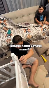 Drama apa lagi ini sama papi wil 😌🤔? 👶Emang kamu sayang mami 🤵‍♂️ iya lah bojoku ❤️ 👶 willi mberot gaes 😁 | William Lomban New