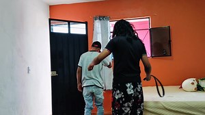 Cuando tienes un hijo que es bueno hablando con mujeres pero es bien flojo 😂 | Jairo Vlogs