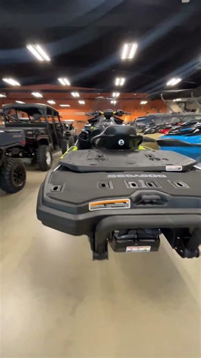 2026 SEA-DOO Explorer Pro® 230 WALK AROUND