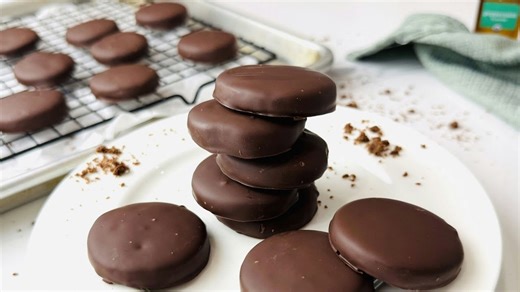 Girl Scouts-inspired thin mints recipe