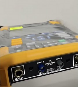 Fluke 190-204-III-S Color ScopeMeter 200/500Mhz 4 Channel with Software Package