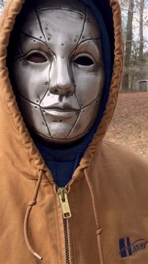 New mask reveal (short version) #smashing ￼￼#maskreveal