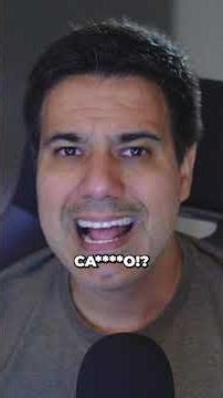 Is the waiter's 10% tip tax? #viral #politics #baltar #shorts