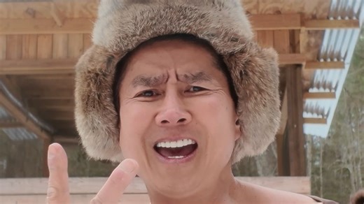 注意，地面一开始不是白的