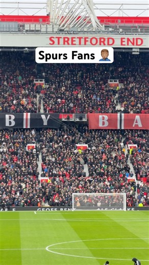 Tottenham Hotspur fans disrespecting the Munich remembrance at Old Trafford. Classless club #mufc