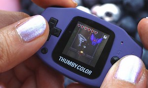"Thumby Color" ist eine Mini-mini-mini-Spielekonsole