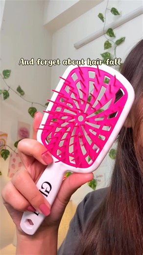 Maryam ˚.🎀༘⋆ on Instagram: "Comment for link 💌 . . . . . . Hair detangling brush, hair fall, hair fall rescue, hair fall protection, hair care, soft hair, shiny hair, hair care products #haircare #haircallrescue #hairbrush #explorepage #hairfallcontrol"