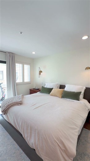 710 Manhattan Beach Blvd, Manhattan Beach, CA 90266