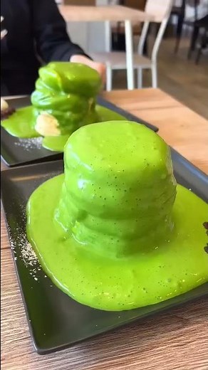 日本一たっぷりクリームをかけてくれる抹茶パンケーキ！生地自体も焼きたてふわぷる食感で超おいしい🥞 #愛知グルメ