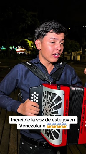 Increíble la voz de este joven Venezolano 😱😱😱😱 #viral #parati #colombia #vallenato #venezolano