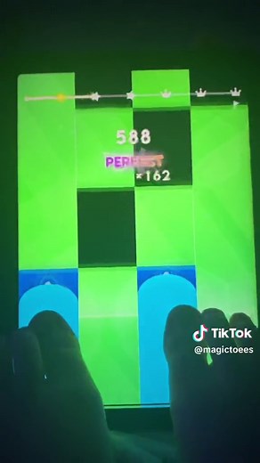 Magic Tiles Game with Toes: Fun and Funny Piano Gameplay