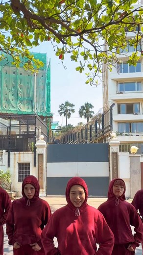 1.2M views · 27K reactions | We finally made it to India✨ We danced to our favorite @iamsrk ’s song, right in front of his iconic house, a famous tourist spot!!! Can’t wait to enjoy the rest of our days here in India Jhoome Jo Pathaan - @arijitsingh @sukritikakar @vishalandsheykhar Produce& by @rena_goto_ #CHIBIUNITY #shahrukhkhan #deepikapadukone #johnabraham #pathaan #bollywoodmusic | Chibi Unity | Facebook