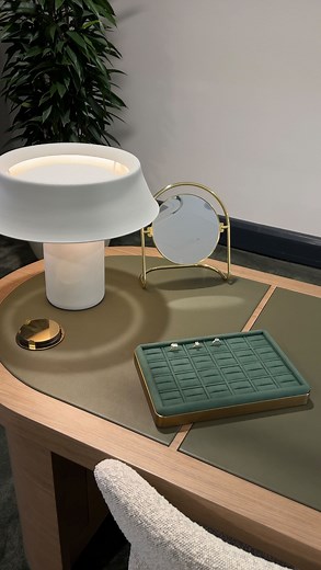 As the name suggests, stone ratio refers to the length to width ratio of your stone, which will determine if it’s short and wide or long and slim. Regardless of carat weight, it really does determine the overall look of your stone. Basically, a well cut fancy shaped diamond (anything that is not round) can have various dimensions and proportions and there’s no set industry standard for what’s the ideal ratio. There’s a lot of preference that comes into it. If you are stone shopping and have a pr