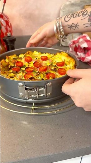 A tasty tart with a twist 🥔!