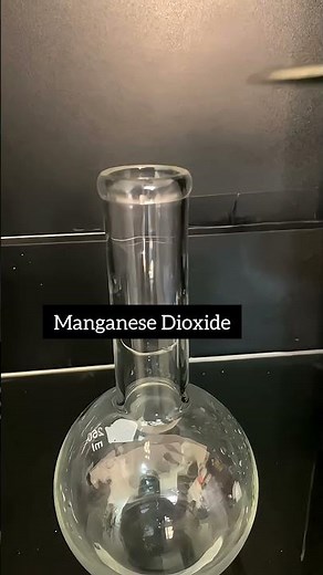 💨 Generating Oxygen Gas Scientifically 🧪 #shorts #chemistryexperiment