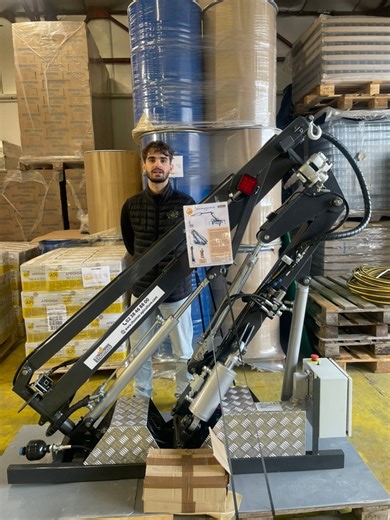 TEST GRUE Suite à une opération d’hernie inguinale, on se remet en question et on test différentes chose qui pourrait alléger le port de charge lourde. Ben oui, on a plus 20 ans 😅 | Au Rucher d'Ay