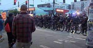 Seattle police move in Capitol Hill Occupied Protest zone at daybreak, clear out demonstrators