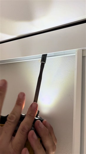 Blind Screen DIY: How to Repair & Install Side Channels