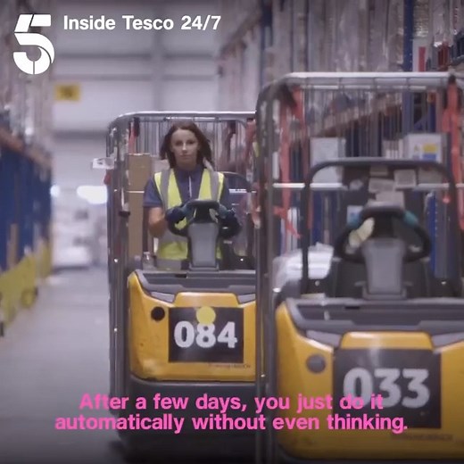 "In a day I pick around 2,000 units and I travel around 10,000 miles" 😳 Stream Inside Tesco 24/7 on My5 | Channel 5