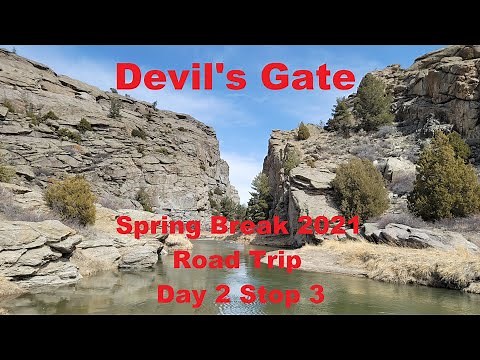 Hiking Devil's Gate Landmark in Wyoming. Mormon & Oregon Trails Spring Break 2021 Road Trip Day 2 S3