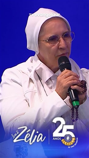 Confira os melhores momentos do Especial Irmã Zélia - 25 anos de vida religiosa. ✨ Uma celebração marcada por fé, entrega e uma história que inspira toda a família evangelizadora. Reviva os momentos que emocionaram e mostraram a beleza de sua missão ao longo desses 25 anos. 📺 O especial completo está disponível no YouTube da TV Evangelizar: YouTube.com/TVEvangelizarOficial #TVEvangelizar #IrmãZélia | TV Evangelizar