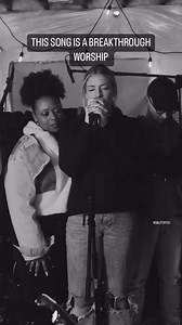 865K views · 29K reactions |  This song really broke me I couldn't help the tears | Soundtraper | Facebook