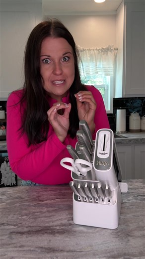 OMG I finally got my hands on it 🙌🏻🙌🏻 #ninja #ninjaneverdull #giftideas #ninjafoodi #falldealsforyou