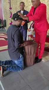 58K views · 1.9K reactions | La reconnaissance de la grandeur du bon Dieu. Tous les dimanches, je glorifie le Seigneur à l'église. Bon dimanche à vous et la paix dans vos familles Werrason | Werrason | Facebook