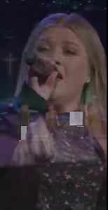 Any day I get to sing with Kelly Clarkson and Trisha Yearwood is a good day! Here's #SoftlyAndTenderly from our 2017 Ryman show celebrating my first gospel album. Listen to this song and more on #MyChainsAreGone at the link in my bio! #HappyEaster Listen here: strm.to/MyChainsAreGone | Reba McEntire