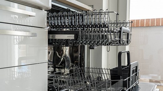 Pros and Cons of Single Versus Double-Drawer Dishwashers