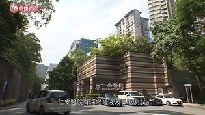 60K views · 483 reactions | 【政府研「港版健康碼」　七日內以QR CODE往返廣東、澳門】...