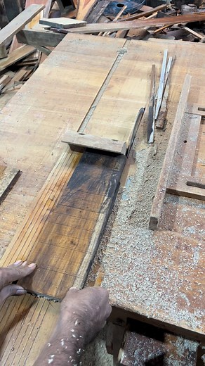 161K views · 392 reactions | make sure the remaining pieces of wood do not block the saw path | Alfariz Jati | Facebook