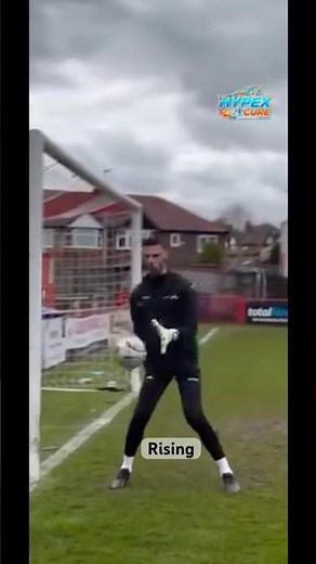 99% Impossible Saves by David de Gea #footballshorts #keeper #story #storytime #storytelling #usa
