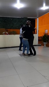 133K views · 6.8K reactions | A cada dia que passa mais de 3 alunos aprendem a dançar  Viva!✌ | Academia de dança Passos de Semba | Facebook