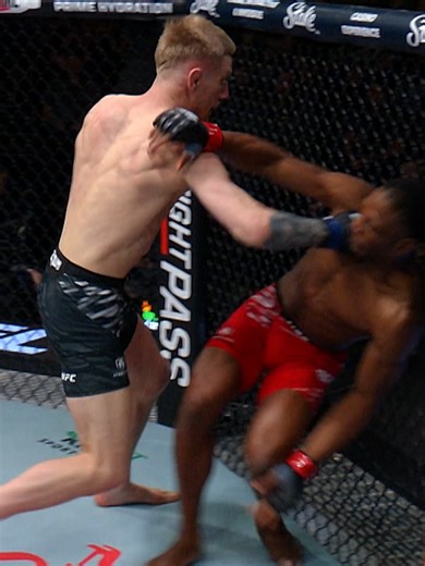 Sam Patterson has ended all of his last four fights in the first round 👊 #ufc #mma #sampatterson